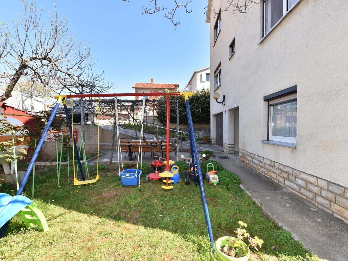 Cosy Holiday Home In Zadar With Garden ภายนอก รูปภาพ